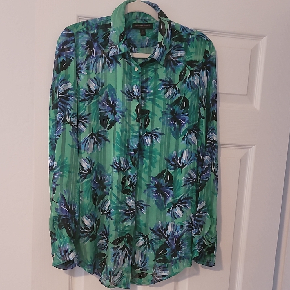 Banana Republic Green and Blue Floral Button-Front Blouse